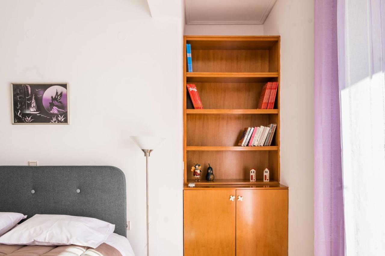 The Home Sweet Home - Family Friendly 2 Floor Apartment Kalamata Bagian luar foto