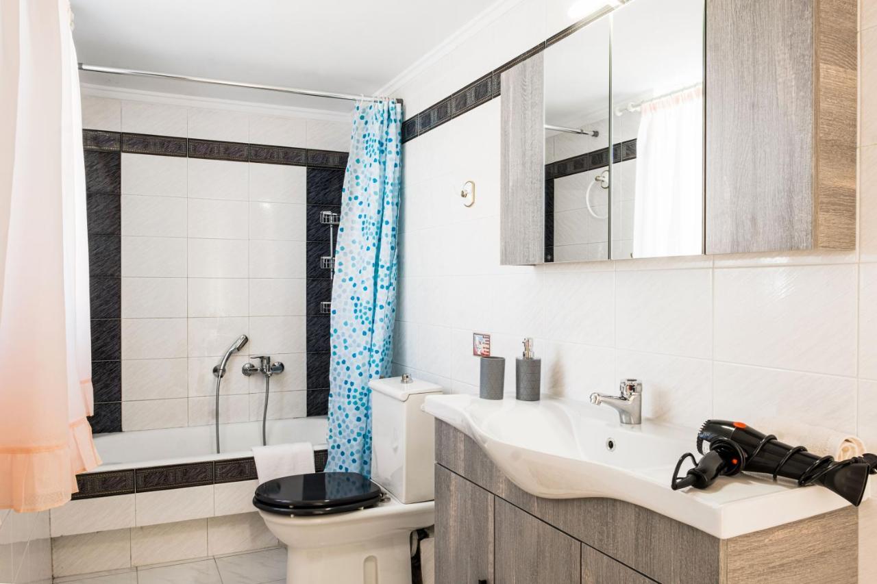 The Home Sweet Home - Family Friendly 2 Floor Apartment Kalamata Bagian luar foto