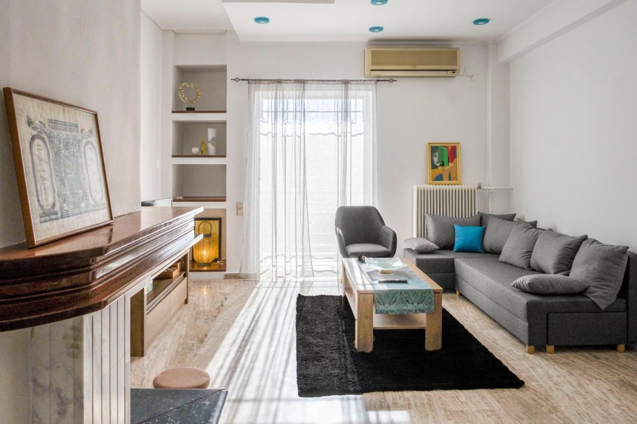 The Home Sweet Home - Family Friendly 2 Floor Apartment Kalamata Bagian luar foto
